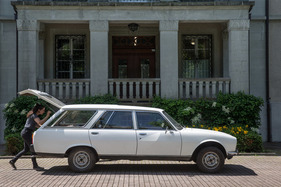 Peugeot 504 Break (1981) - grosse Heckklappe, längerer Radstand