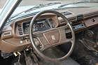 Peugeot 504 Break (1981) - mit Lenkradschaltung und ohne Drehzahlmesser