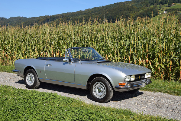 Peugeot 504 Cabriolet (1972) - angeboten an der Versteigerung der Oldtimer Galerie in Toffen am 29. November 2014