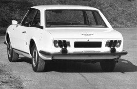 Peugeot 504 Coupé (1969) - Coupé mit den charaktistischen schräggestellten Heckleuchten