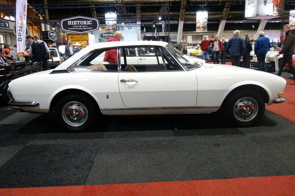 Peugeot 504 Coupé (1971) – Classic Car Show Brussels 2022