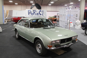 Peugeot 504 Coupé (1975) - auf dem Stand des Motor-Klassic-Club Berlins - Motorworld Classics Berlin 2017