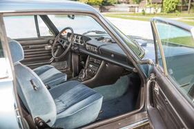 Peugeot 504 Coupé (1976) - Plüschiges Ambiente im Stil der Siebzigerjahre