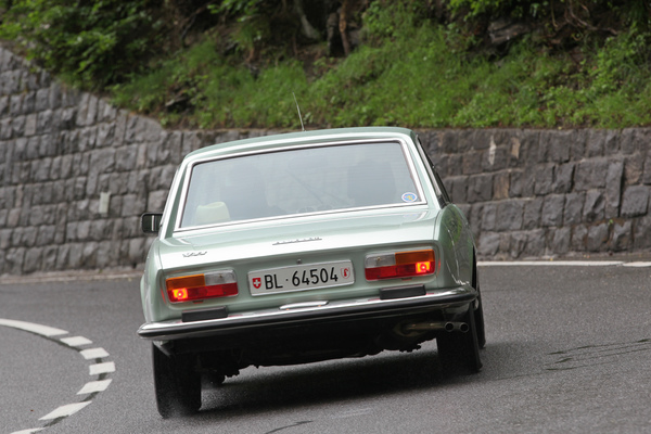 Peugeot 504 Coupé V6 (19xx) - Oldtimer in Obwalden O-iO 2017 - Fahrt von Sarnen nach Brienz