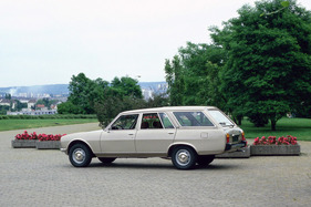 Peugeot 504 Familiale (1979) - für die grosse Familie mit bis zu sieben Passagieren