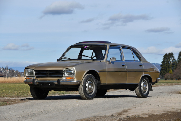 Peugeot 504 TI Berline (1978) - als Lot 138 angeboten an der Frühlingsversteigerung der Oldtimer Galerie Toffen am 25. März 2023