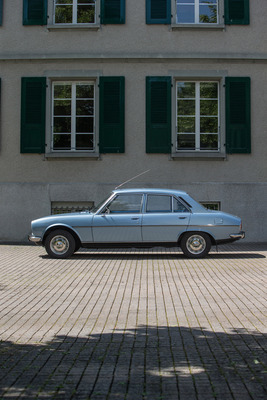 Peugeot 504 ti Berline (1978) - mit dem typischen Knick am Heck