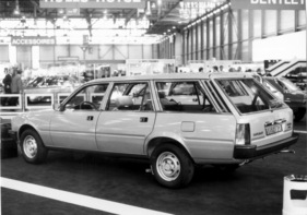 Peugeot 505 (1982) - am Genfer Automobilsalon von 1982 - eleganter Kombi mit viel Platz