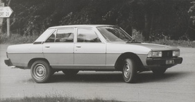 Peugeot 604 (1976) – Wendekreis: links 11,4 m, rechts 11,5 m