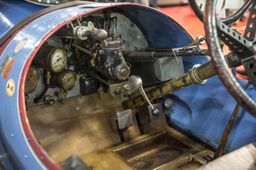 Peugeot GP Indianapolis (1914) - Arbeitsplatz - Rétromobile Paris 2020