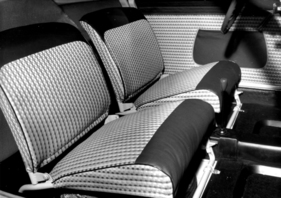 Piaggio Vespa 400 (1957) - Die Sitze bieten den nötigsten Komfort