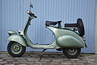 Bild: Piaggio Vespa Faro Basso 125 (1951) - als Lot 02 an der Artcurial "Parisienne" Versteigerung am 5. Februar 2021