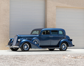 Pierce-Arrow Model 1601 Sedan Custom (1936) - Lot 209 an der RM/Sotheby's Hershey Versteigerung vom 4./5. Oktober 2023