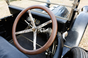 Pierce-Arrow Model 38 C-4 Open-Front French Brougham (1917) - als Lot 16 angeboten an der Gooding & Co Mark Smith Collection Versteigerung am 7. April 2023