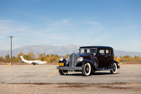 Pierce-Arrow Model 52 Custom Club Berline (1932) - as lot 115 at the RM/Sotheby's Arizona auction 2021