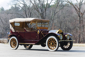 Pierce-Arrow Model 66-QQ Five-Passenger Touring (1912) - als Lot 266 an der RM/Sotheby's-Amelia-Island-Versteigerung am 6./7. März 2020