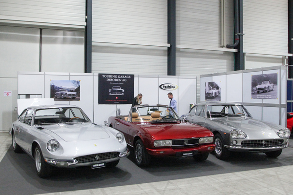 Pininfarina-Kollektion bei Touring Garage Imboden - Ferrari 365 GT 2+2, Peugeot 504 Cabriolet, Ferrari 330 GT 2+2 - Swiss Classic World Luzern 2021