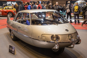 Pininfarina PFX (1960) - Konzeptfahrzezug und Zukunftsvision - Rétromobile Paris 2016