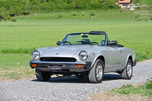 Image: Pininfarina Spidereuropa (1983) - offered as lot 13 at the auction of the Oldtimer Gallery at the Swiss Classic World Lucerne on May 28, 2022