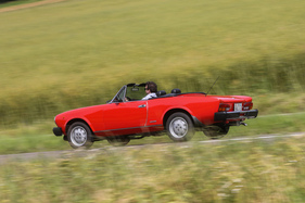 Zuverlässigkeit der Achtziger und Eleganz der Sechziger machen den Pininfarina Spidereuropa zum idealen Alltagscabriolet
