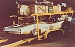 Piper GTR bei Le Mans 1969 kurz vor dem Ausladen, das Team stellte ein Zelt auf. Alles war etwas rustikaler als heute