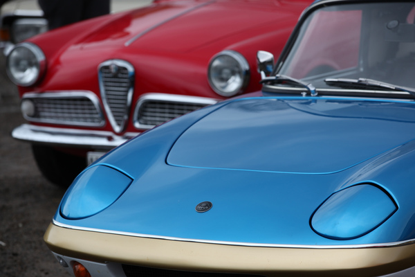 Plastik oder Blech? Lotus Elan und Alfa Romeo - Oldtimer Sunday Morning Zug Treffen am 5. Mai 2019