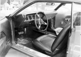 Plymouth Barracuda (1970) - Sitze mit eingebauten Kopfstützen - Genfer Autosalon 1970