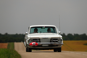 Plymouth Barracuda V8 (1965) - RAID Suisse-Paris 2017 Plymouth Barracuda V8 (1965) - RAID Suisse-Paris 2017