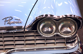 Plymouth Belvedere (1958) - als Autos noch ausdruckstarke Gesichert hatten - Oldtimer- und Teilemarkt Fribourg 2014