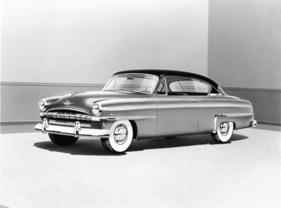 Plymouth Belvedere Special Club Coupé (1953) - mit Cabrio-Look, aber Blechdach