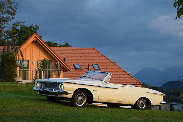 Plymouth Fury Convertible (1962) - als Lot 34 an der Versteigerung der Oldtimer Galerie Toffen am 20. Oktoberl 2018