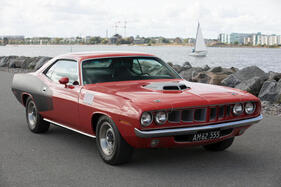 Plymouth Hemi 'Cuda Hard Top (1971) - offered as lot 148 at the Bonhams Scottsdale auction on January 27, 2023