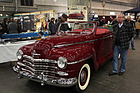 Plymouth P15 (1947) - da lässt es sich gut posieren daneben - am OTM Fribourg 2013