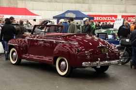 Plymouth P15 (1947) - wunderschöner Nachkriegs-Amerikaner - am OTM Fribourg 2013