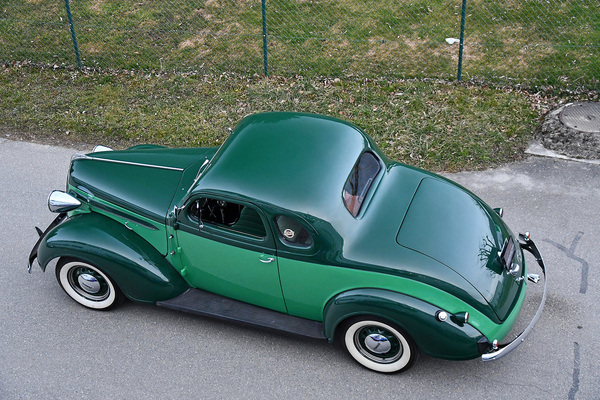Bild: Plymouth P3 Business Coupé (1937) - als Lot 145 angeboten an der Versteigerung der Oldtimer Galerie in Toffen am 26. März 2022