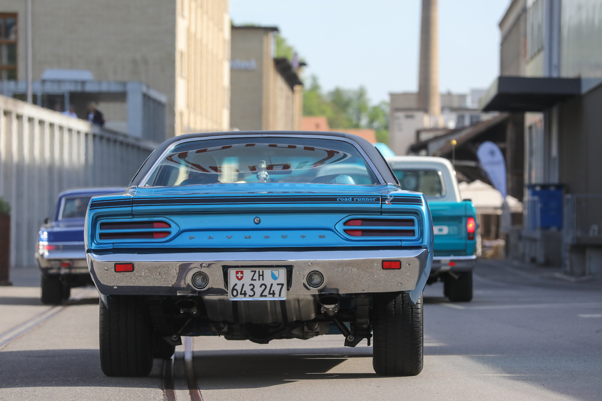 Plymouth Road Runner 2-Door Hardtop (1970) – streckt wie ein Fiat Ducato den Hintern in die Höhe – Older Classics Mai 2024