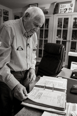 Podcast "Alte Schule" Folge 17 mit Herbert Linge - Herbert Linge erinnert sich an seine Zeit bei Porsche Podcast "Alte Schule" Folge 17 mit Herbert Linge - Herbert Linge erinnert sich an seine Zeit bei Porsche