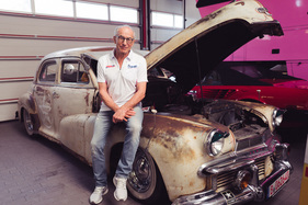 Bild Podcast "Alte Schule" Folge 18 mit Peter Mücke - Peter Mücke in seiner Werkstatt