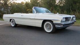 Pontiac Bonneville Convertible (1961) - als Lot 3149 an der RM Auction Fort Lauderdale am 6./7. April 2018