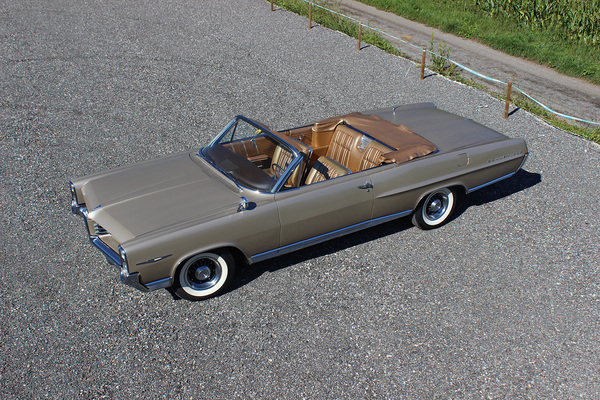 Pontiac Bonneville Convertible (1964) - angeboten an der Versteigerung der Oldtimer Galerie in Toffen am 28. November 2015