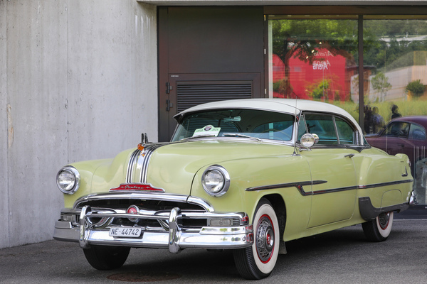 Pontiac Catalina Deluxe (1953) - als zweitüriges Coupé - Old Wheels Biel-Bienne 2025