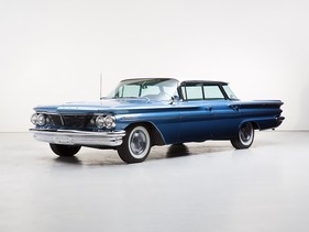 Pontiac Catalina Sedan (1960) - als Lot 14 an der Versteigerung 245 "US Cars" von auctionata am 30. Mai 2015 (1960)