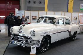 Pontiac Chieftain (1954) - 190 PS stark (Retro Classics Stuttgart 2018) (1954)