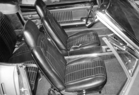 Pontiac Firebird (1968) - Interieur mit sportlichen Sitzen
