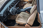 Pontiac Firebird (1994) - Das schwarze und beige Interieur ist noch in gutem Zustand