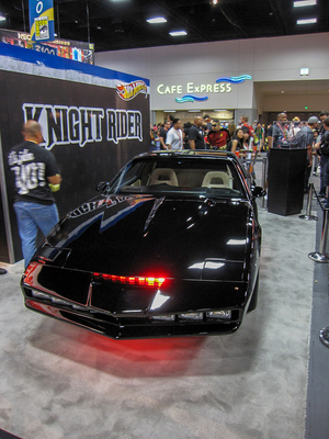 Pontiac Firebird Umbau "Knight Rider" an einer Messe