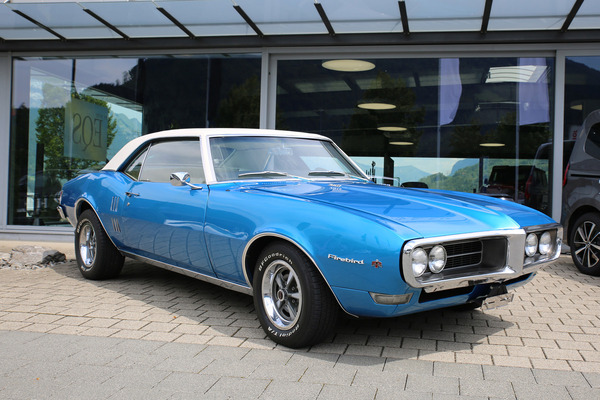 Bild: Pontiac Firebird von 1968 - 1. Auktion Klassischer Automobile  der Halder & Stucki GmbH anlässlich der Swiss Classic Car Days am 16. September 2023