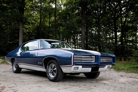Pontiac GTO 428 ci kit "Royal Bobcat" (1969) - als Lot 292 angeboten an der Artcurial Le Mans Classic Versteigerung am 5. Juli 2014