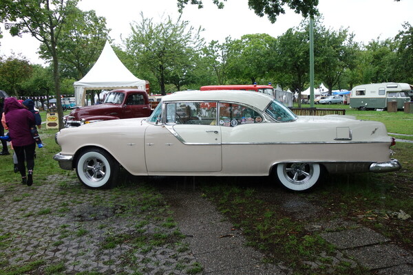 Pontiac Star Chief Custom Catalina (1955) – Classic Days Düsseldorf 2023