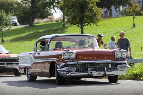 Pontiac Star Chief Custom Catalina Sedan (1958) - bei der Ankunft - 8. Lägern Classic 2025